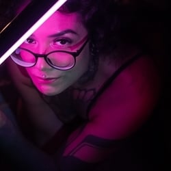 Foto de Anomaly Dark ao vivo na webcam