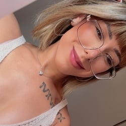 Foto de Any 1604 ao vivo na webcam