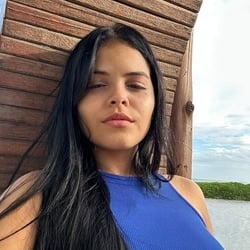 Foto de Anynha ao vivo na webcam