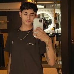 Foto de Apollo Priv ao vivo na webcam