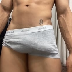 Foto de Arcanjo 22 ao vivo na webcam