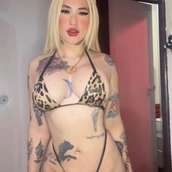 Foto de Ariele Loirinha ao vivo na webcam