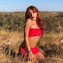 Foto de Ariella Brito ao vivo na webcam