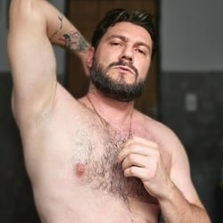 Foto de Armani Cielo ao vivo na webcam