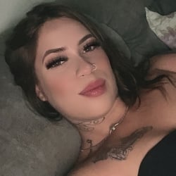 Foto de Arroba Proibido ao vivo na webcam