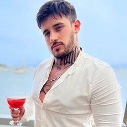 Foto de Arthur Fênix ao vivo na webcam