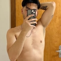 Foto de Arthur Loverboy ao vivo na webcam