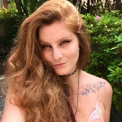 Foto de Aurora Flame ao vivo na webcam