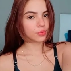 Foto de Aurora Gabi ao vivo na webcam