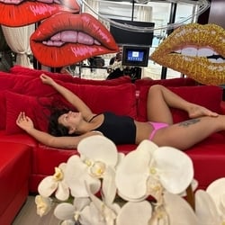 Foto de Aurora Mayla ao vivo na webcam