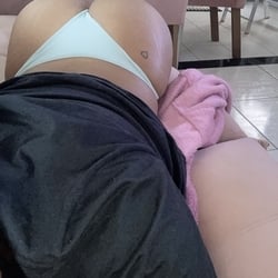 Foto de Ayla 41988 ao vivo na webcam