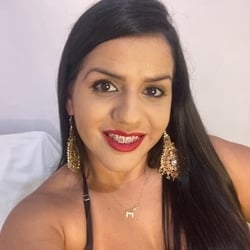 Foto de Ayla Belo ao vivo na webcam
