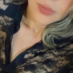 Foto de Aylla Cupper ao vivo na webcam