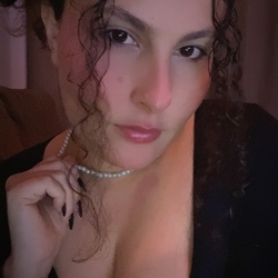 Ayra Mattos