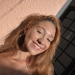 Foto de Ayslla Helena - camsoda Sexo ao Vivo