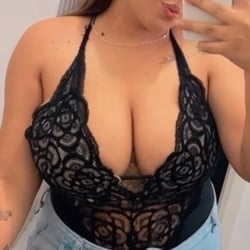 Foto de Babe 222 ao vivo na webcam