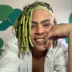 Foto de Babe Clara ao vivo na webcam