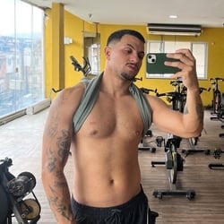 Foto de Bad Boyy ao vivo na webcam