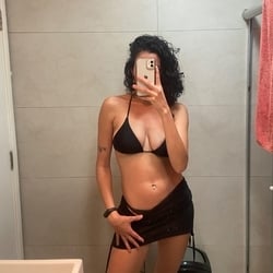 Foto de Bad Kmi ao vivo na webcam