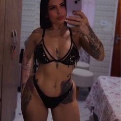 Foto de Baixinha 1892 ao vivo na webcam