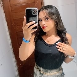 Foto de Bárbara Hellen ao vivo na webcam