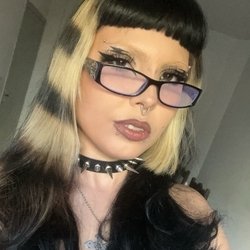 Foto de Bayonetta Hell ao vivo na webcam