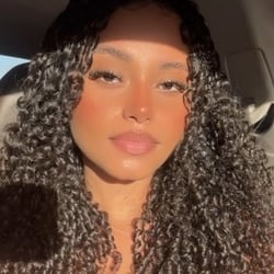 Foto de Bea Rissato ao vivo na webcam