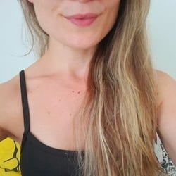 Foto de Bel Padilha ao vivo na webcam