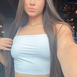 Foto de Bela Farias ao vivo na webcam