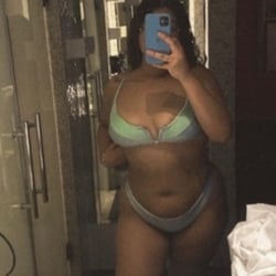 Foto de Bella Araújo ao vivo na webcam