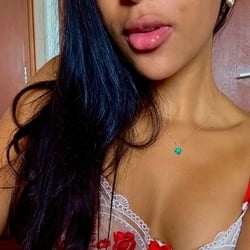 Foto de Bella Bravo ao vivo na webcam