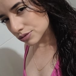 Foto de Bella Quente ao vivo na webcam
