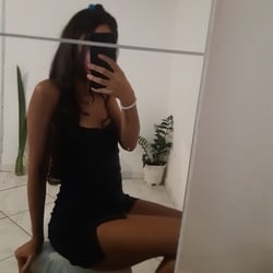 Foto de Belle Fernandes ao vivo na webcam