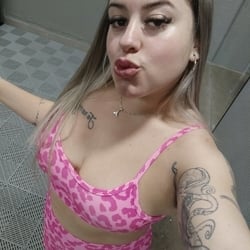 Foto de Betina 07 ao vivo na webcam