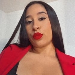 Foto de Bia Kah ao vivo na webcam