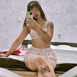 Foto de bia-oliv ao vivo na webcam