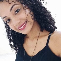 Foto de Bianca Mello ao vivo na webcam