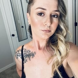 Foto de Bibi Blonde ao vivo na webcam