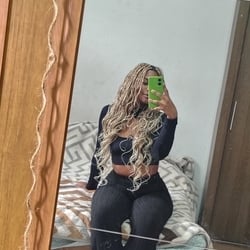 Foto de Black Bee ao vivo na webcam