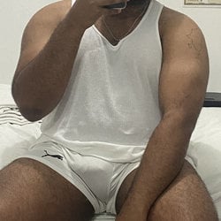 Foto de Black God ao vivo na webcam