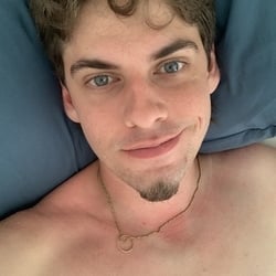 Foto de Blue Eyes 1407 ao vivo na webcam