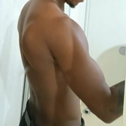 Foto de Bomani Black ao vivo na webcam