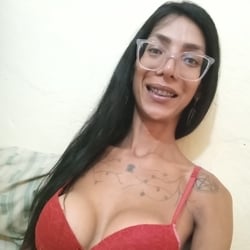 Foto de Boneca Ativa ao vivo na webcam