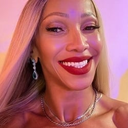 Foto de Boxeadora 23cm ao vivo na webcam