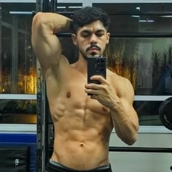 Foto de Boy Ativo ao vivo na webcam