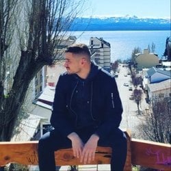 Foto de Boy Bartender ao vivo na webcam