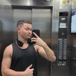 Foto de Breno Henrique - videos sexo ao vivo Sexo ao Vivo