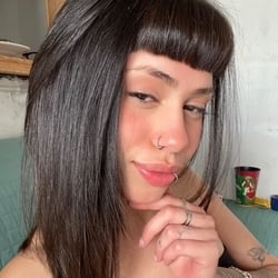 Foto de Brisa Lumi ao vivo na webcam