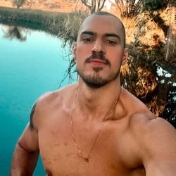 Foto de Brother 90 ao vivo na webcam