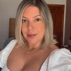 Foto de Bru 33 ao vivo na webcam